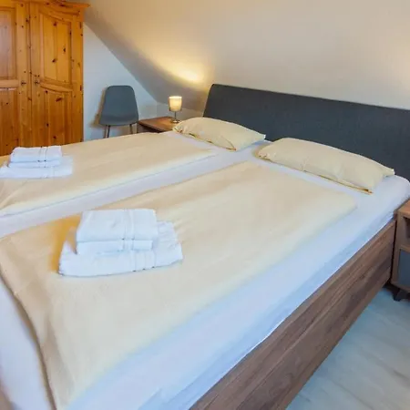 Lucy In Norddeich * Norden